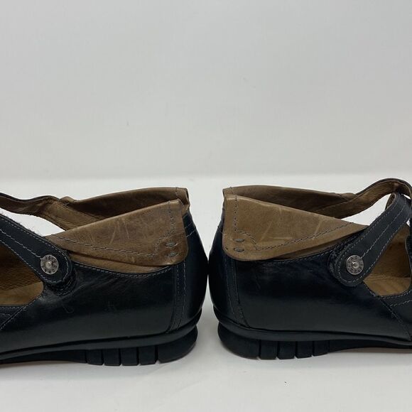 Softwaves Leather Criss Cross Straps Mary Jane Shoes - Picture 9 of 14